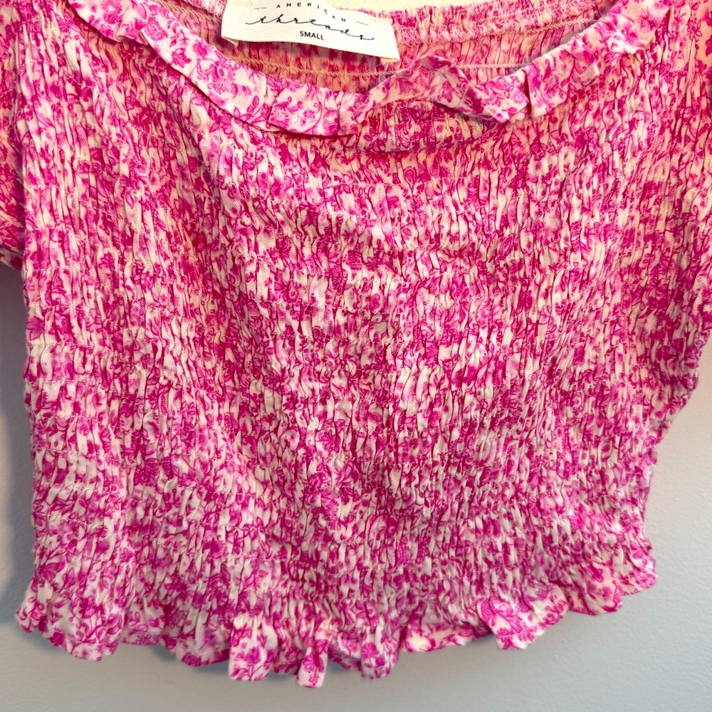 American Threads Crop Top - Picture 2 of 6